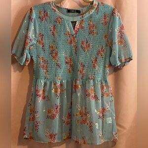 Chic Floral Smocked Blouse in Light Blue